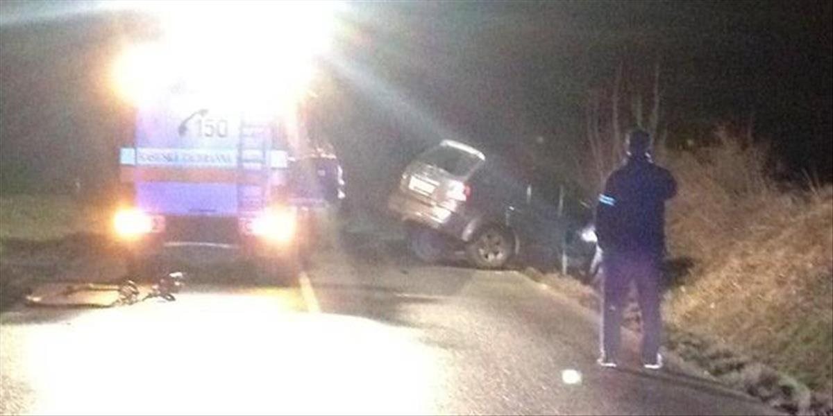 FOTO Tragická nehoda v okrese Nitra: Čelnú zrážku neprežili dvaja mladí ľudia