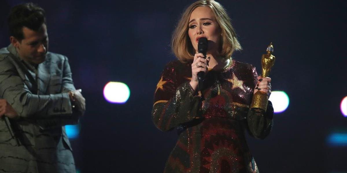 Speváčka Adele ovládla na Brit Awards, získala štyri ocenenia