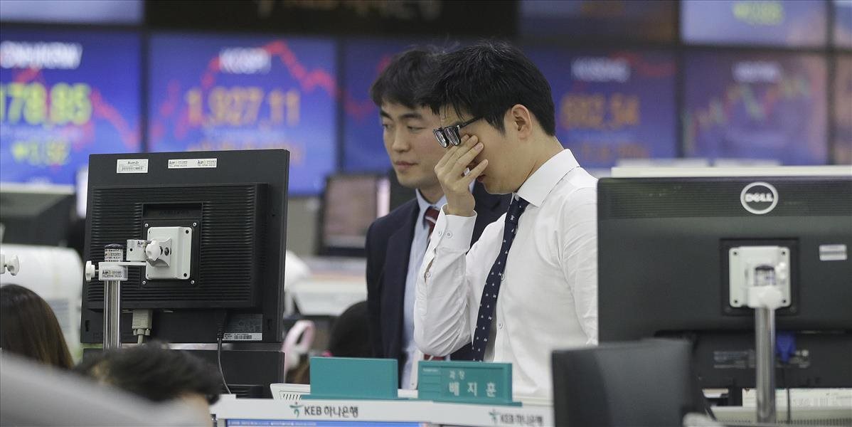 Čínske burzy prudko klesli, šanghajský index Composite padol o 6,41 %