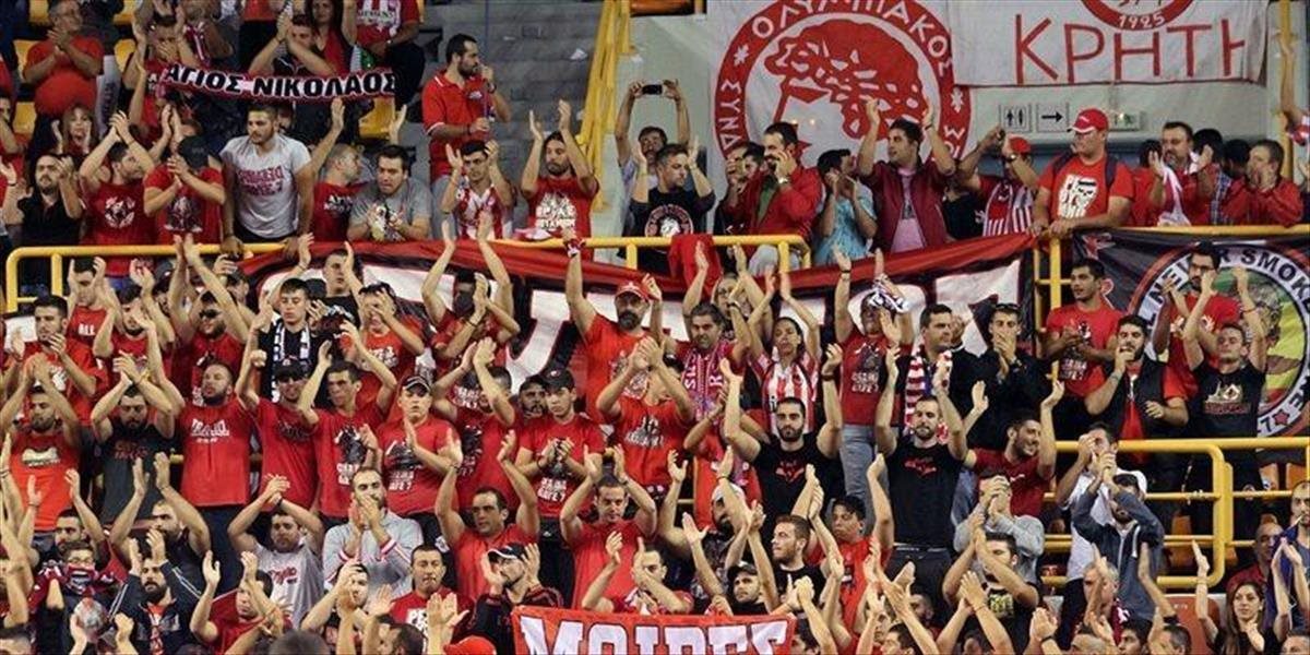 EL: Počas zápasu v Aténach sa pobili fanúšikovia, štyria Belgičania skončili v nemocnici