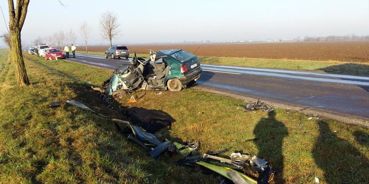 Tragická nehoda v okrese Levice: Vodič osobného vozidla prišiel o život po zrážke s kamiónom