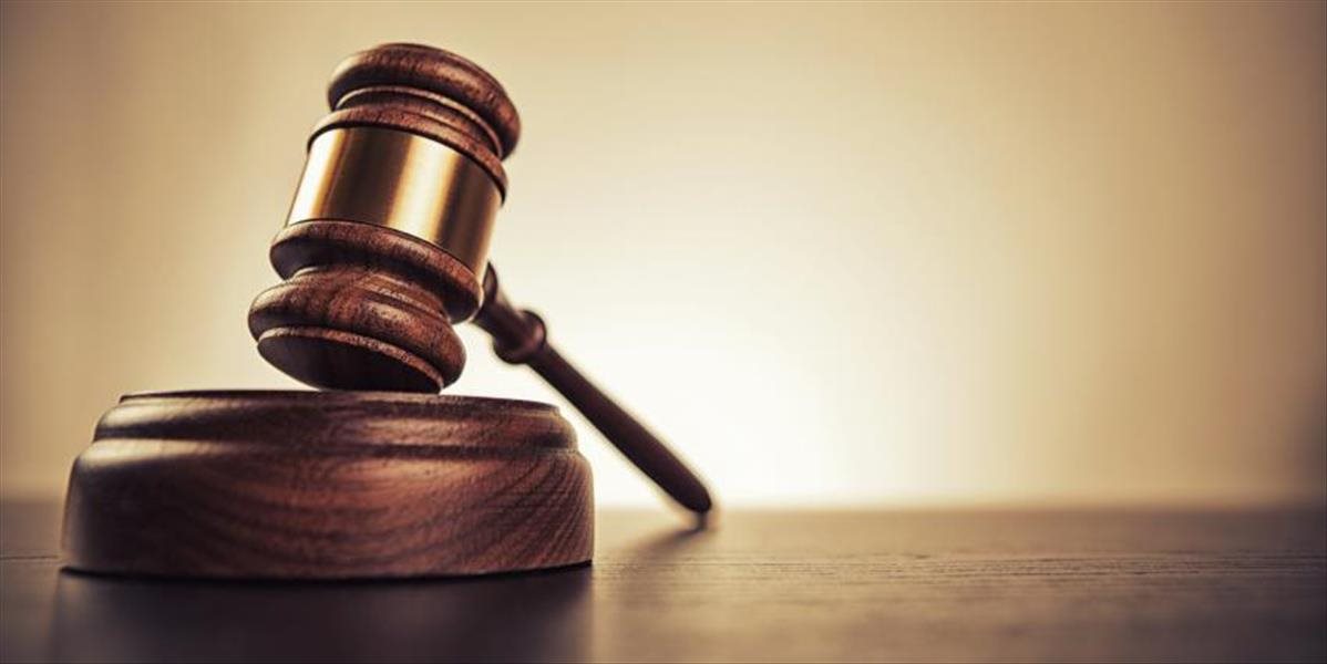 V kauze vraždy expolicajta dnes súd opäť nemohol konať