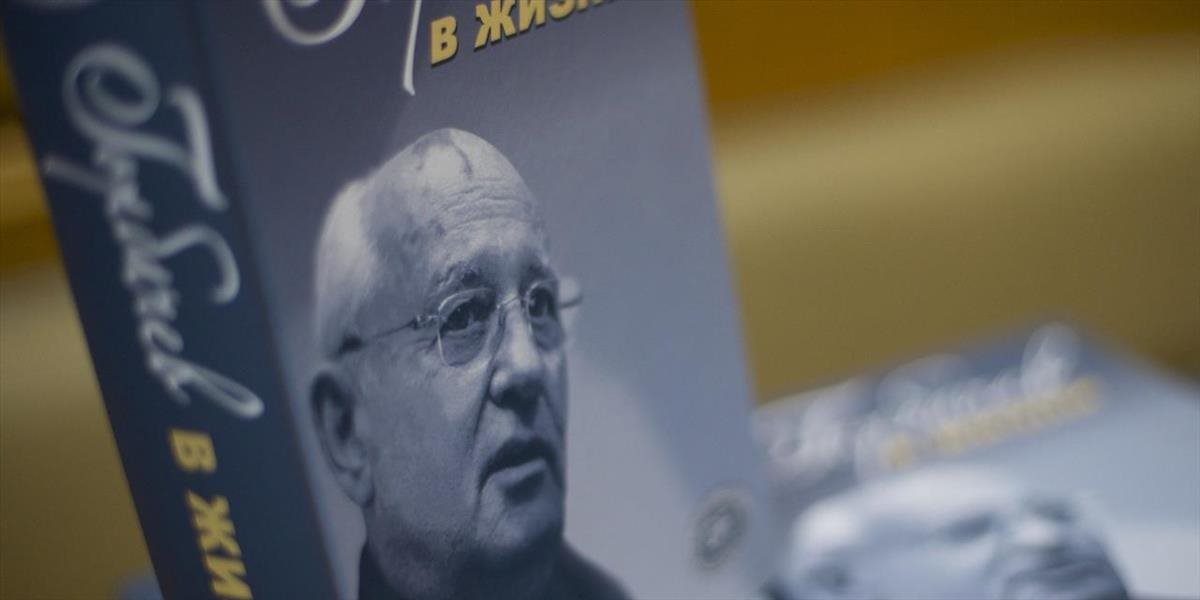 Gorbačov predstavil novú 700-stranovú knihu o svojom živote