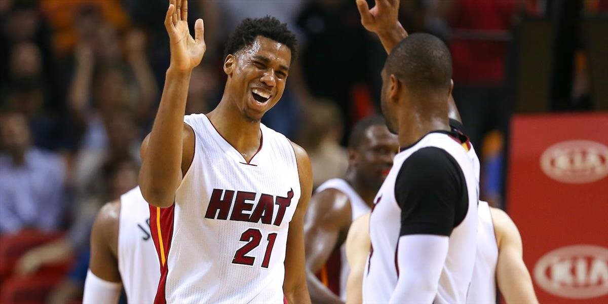 NBA: Heat strieľali ako nikdy, Warriors uspeli aj bez Curryho