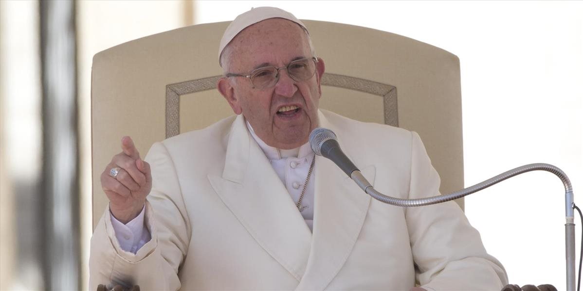 Pápež František: Cirkev nechce "špinavé peniaze"