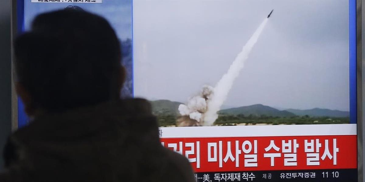 Severná Kórea vypálila niekoľko rakiet smerom na Japonsko