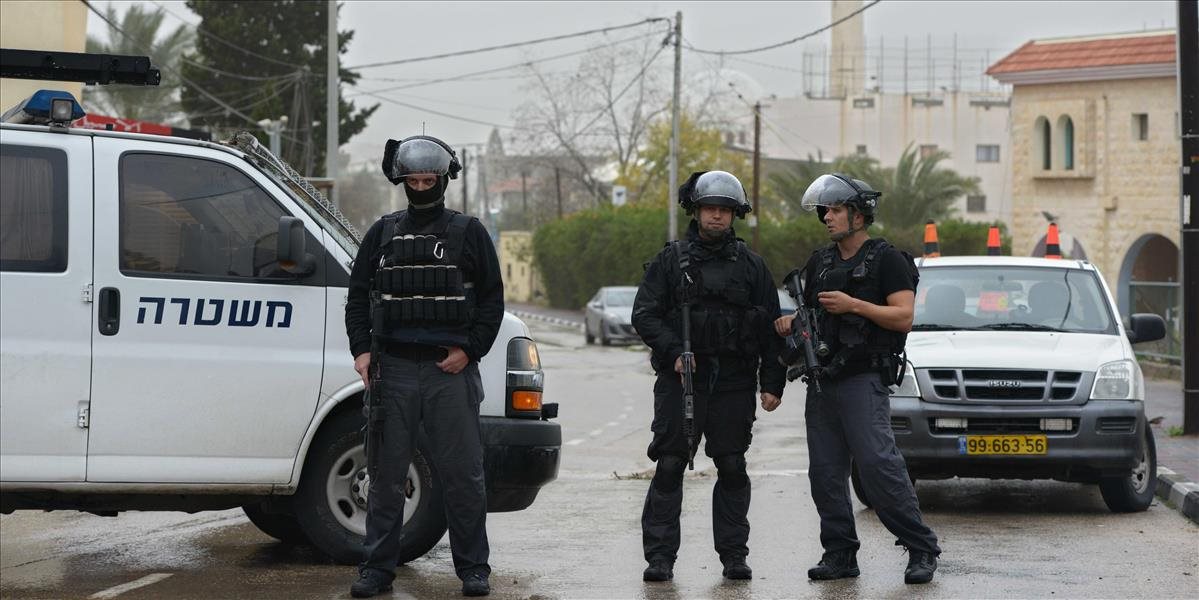 Na izraelského policajta zaútočila nožom 14-ročná Palestínčanka