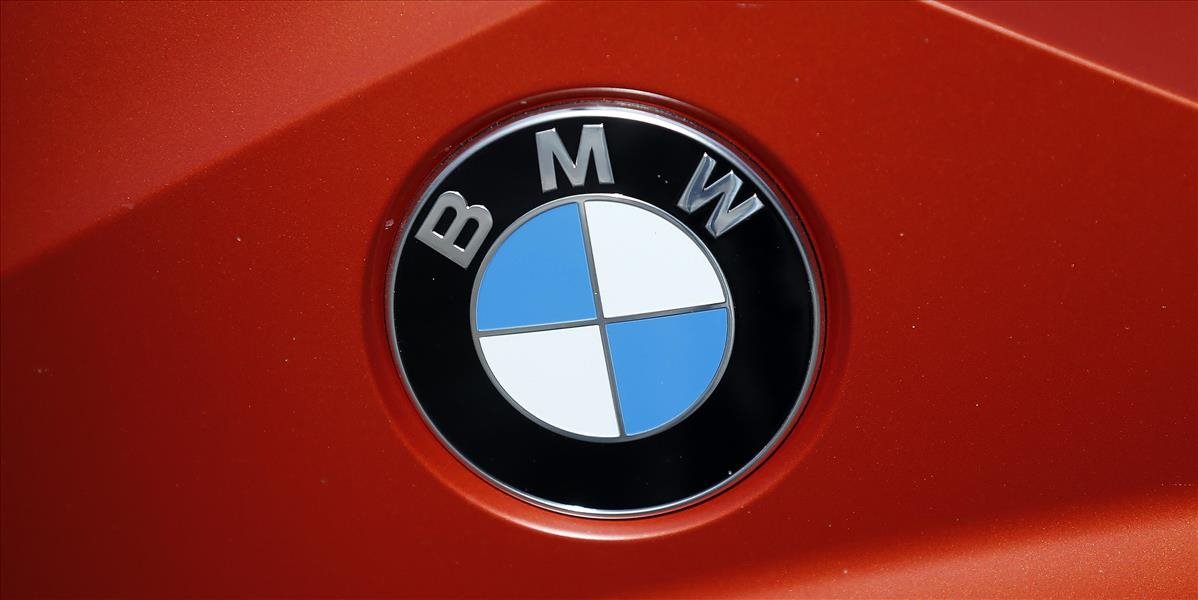 BMW upozorňuje zamestnancov Rolls-Royce a Mini na dôsledky Brexitu