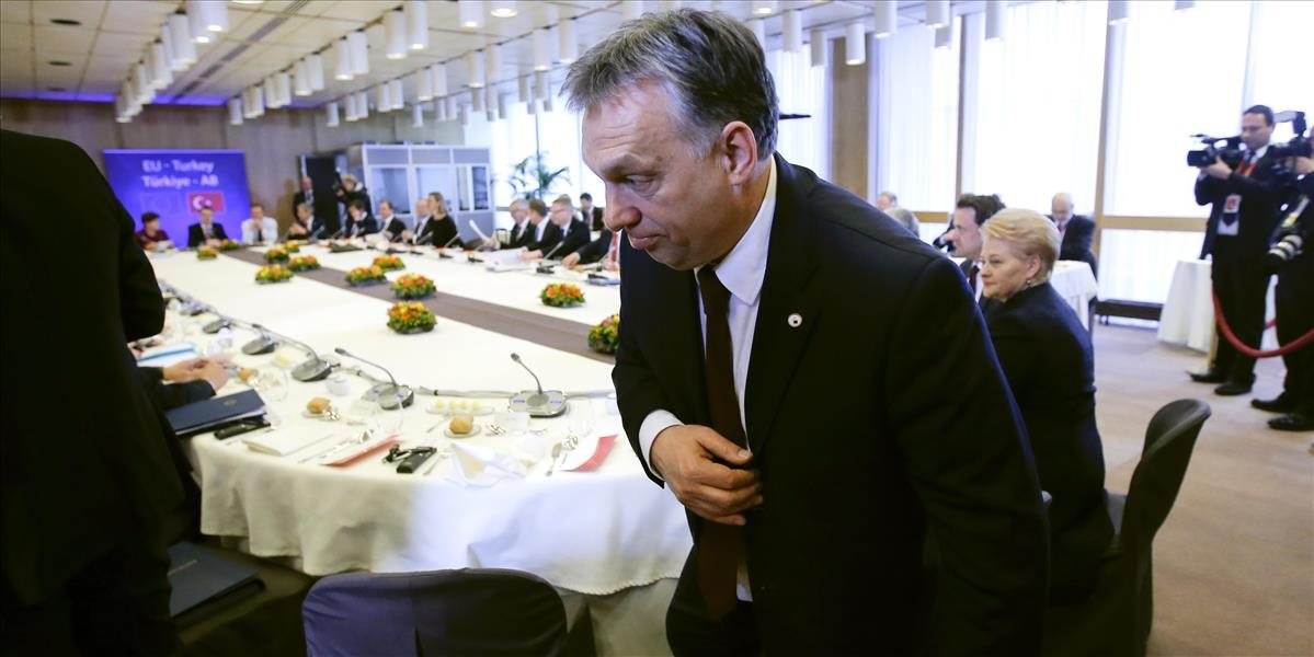 Orbán: Vonkajšie hranice EÚ treba zatvoriť, dovoz migrantov nepripadá do úvahy
