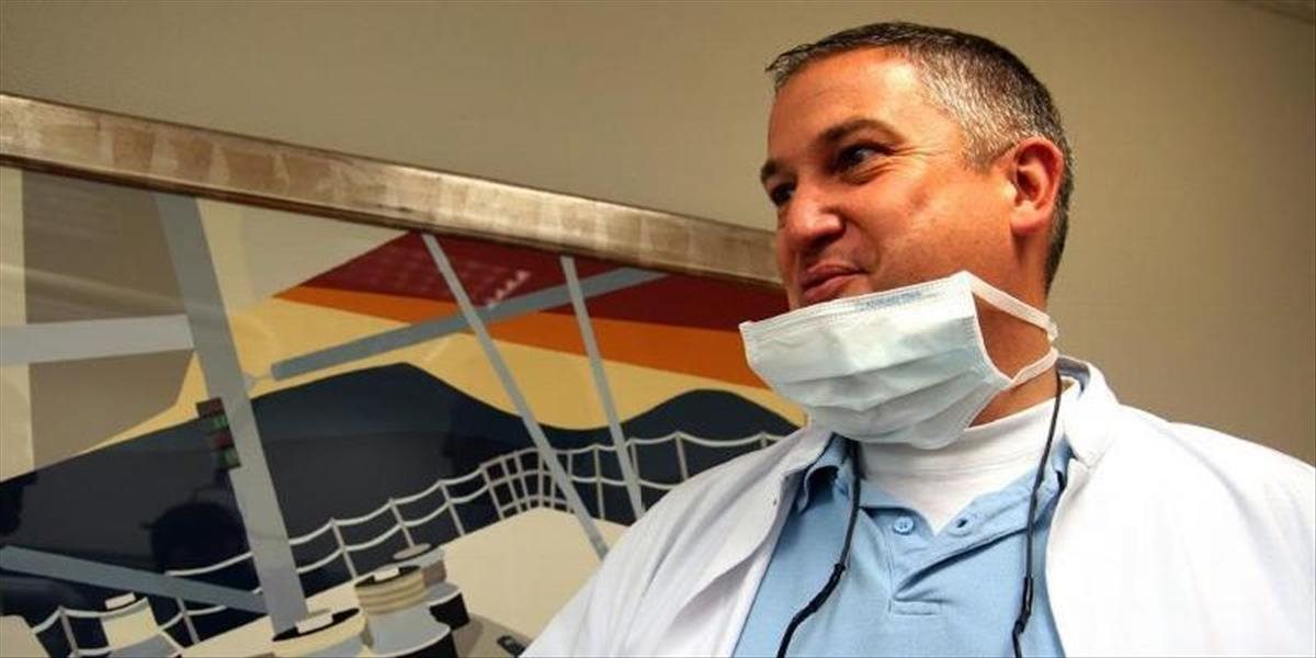 Hororový zubár vo Francúzsku: Trhal zdravé zuby, hrozí mu desať rokov väzenia