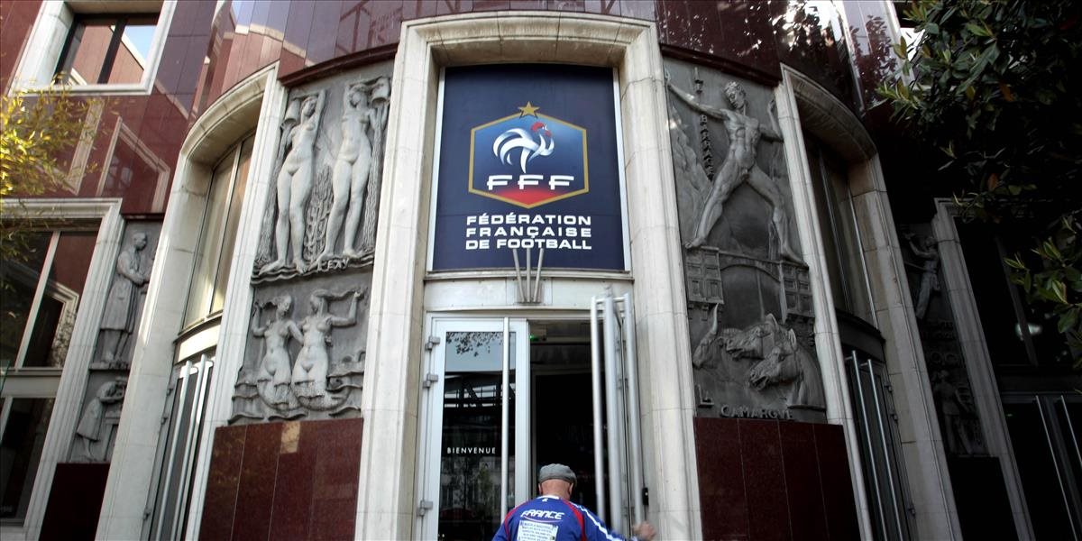 Vyšetrovatelia prehľadali sídlo francúzskeho zväzu, zabavili dokumenty