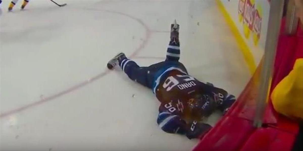 VIDEO NHL: Marko Daňo inkasoval tvrdý úder do tváre, odpovedal asistenciou