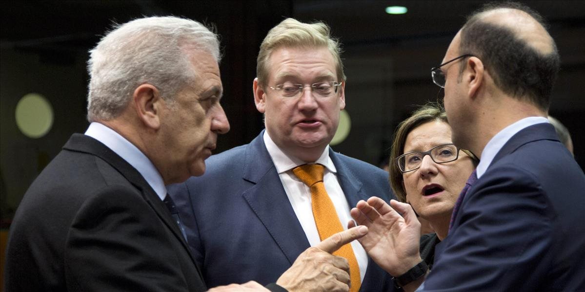 Ministri vnútra EÚ majú obavy zo vzniku nových migračných trás