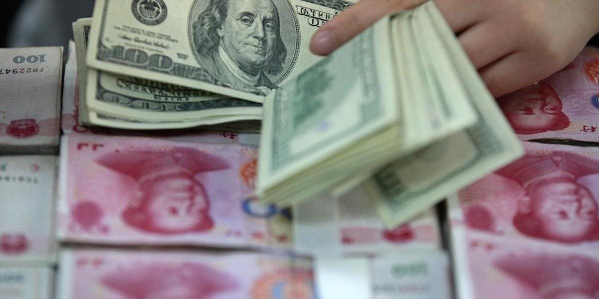 Kurz jüanu voči doláru je najvyšší od konca vlaňajška
