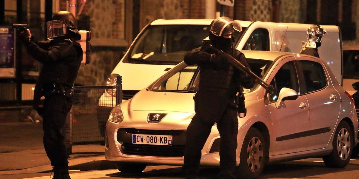 V Paríži zatkli dve tínedžerky: Plánovali teroristický útok na koncertnú sálu