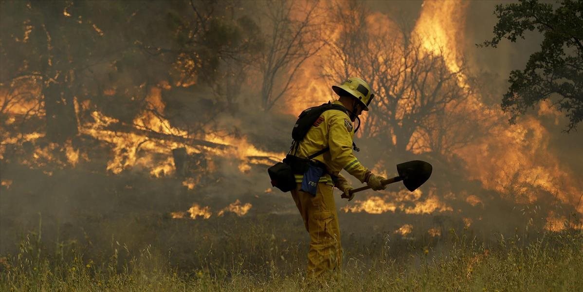 Hasiči upozorňujú na riziko vzniku požiarov v prírode počas jari