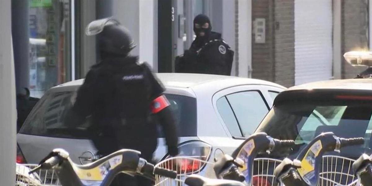 Mužom zabitým pri razii v Bruseli je Alžírčan, v byte sa našla aj vlajka Dáišu
