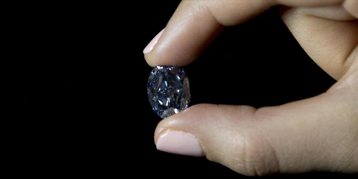 FOTO Najväčší živý modrý diamant ide do dražby!