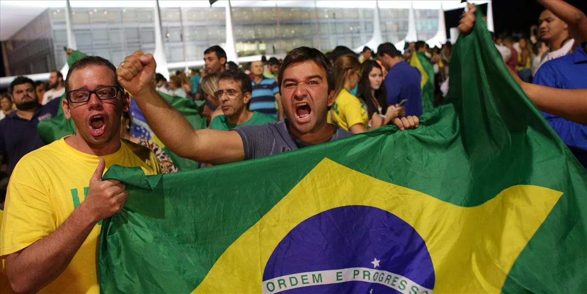 FOTO a VIDEO V Brazílii protestujú tisícky ľudí, nová pozícia má exprezidenta chrániť pred trestom za korupciu