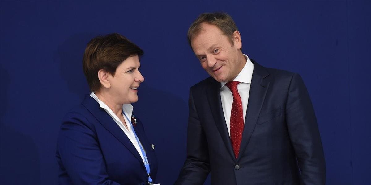 Tusk rokoval v Bruseli s poľskou premiérkou, Schulz apeloval na jej vládu
