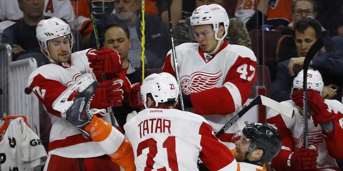 NHL: Detroit s Tatarom vyhral v Columbuse 3:1, vrátil sa na postupovú priečku