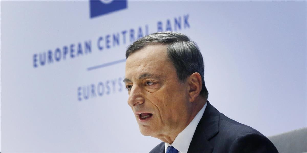 Šéf ECB požaduje od vlád eurozóny štrukturálne reformy: Riziká pretrvávajú