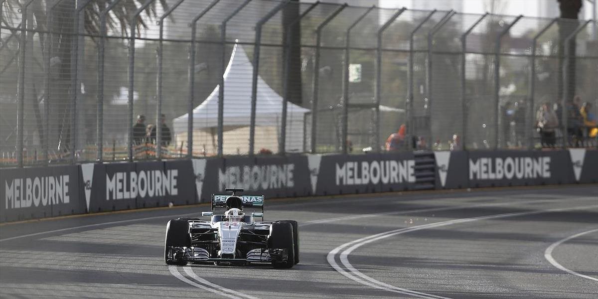 F1: Hamilton si v kvalifikácii na VC Austrálie vyjazdil 50. pole position