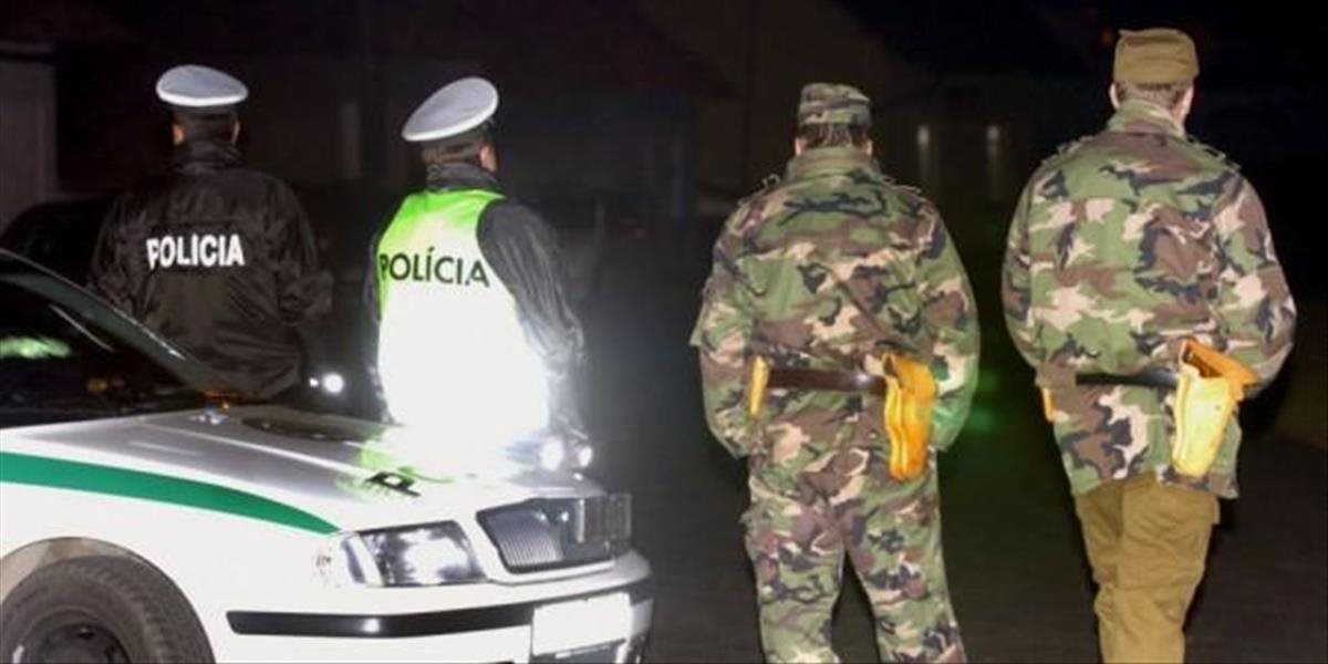 Polícia zadržala albánskych prevádzačov, do Rakúska mali previesť desať Afgáncov