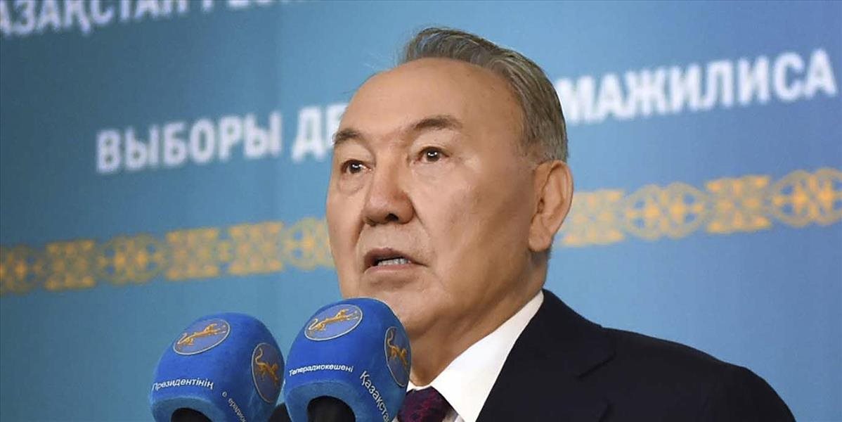 Strana kazašského prezidenta získala v predčasných voľbách väčšinu hlasov