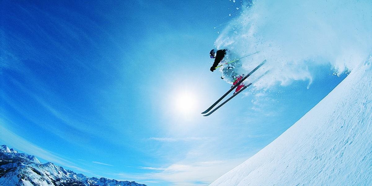 Hotely budú vo Vysokých Tatrách na Veľkú noc plné, lyžovať sa bude dať dlhšie