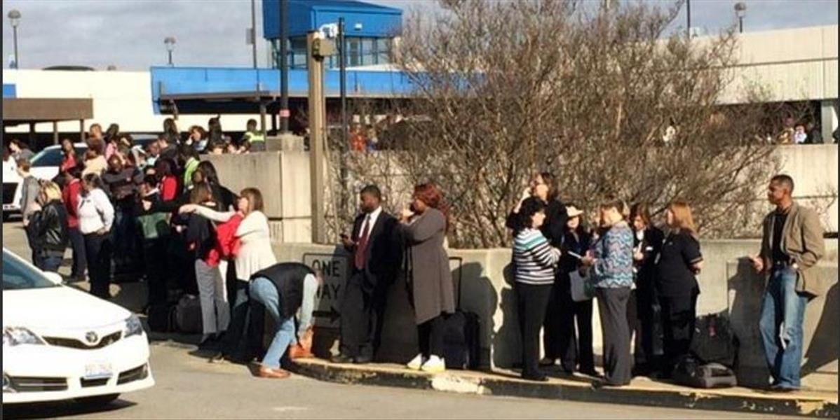 Poplach na letisku v Atlante: Pre podozrivý balík evakuovali terminál