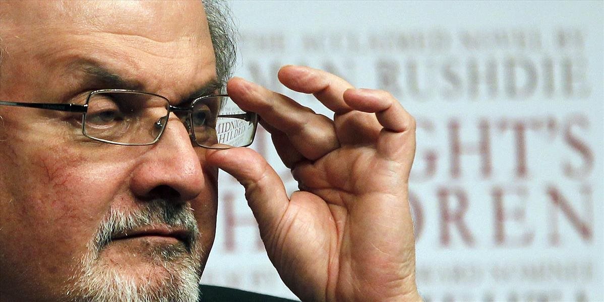 Švédska kráľovská akadémia po 27 rokoch odsúdila fatvu na Salmana Rushdieho