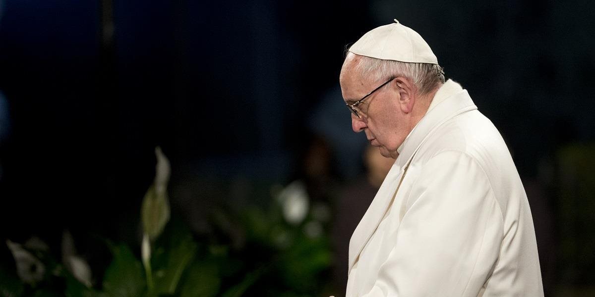 Po bezútešnom týždni pápež ponúkol veľkonočné posolstvo nádeje