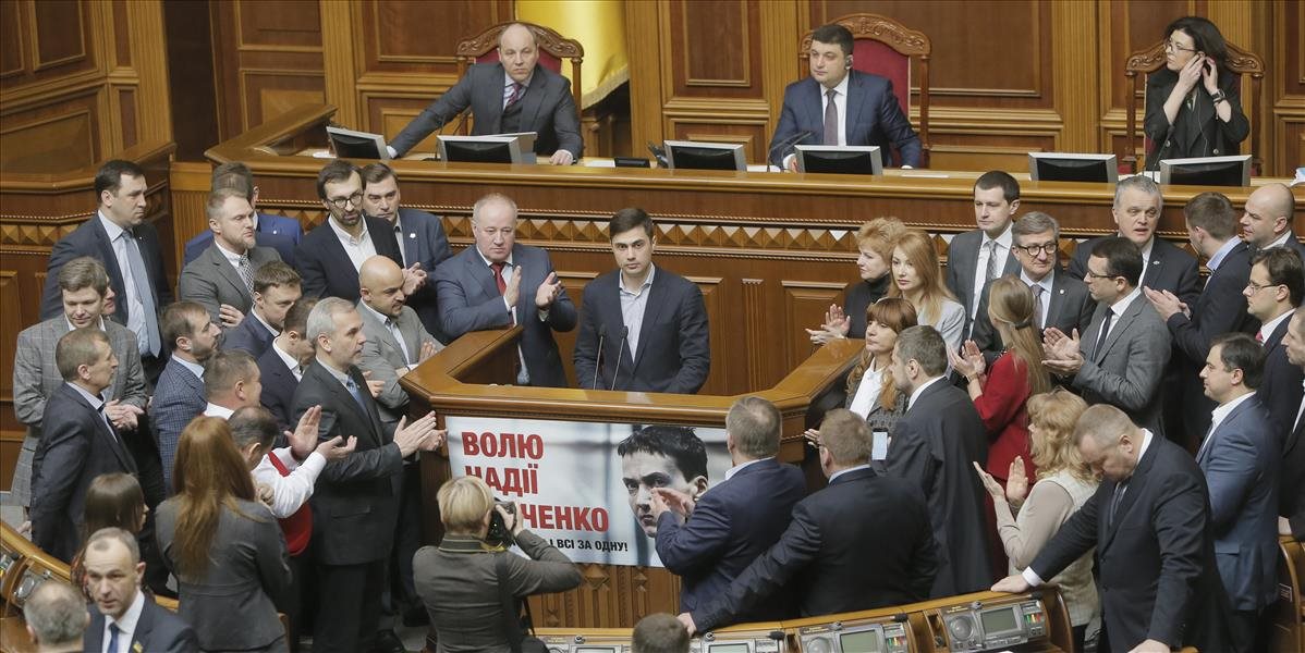 V ukrajinskom parlamente sa začali rokovania o vzniku novej koalície