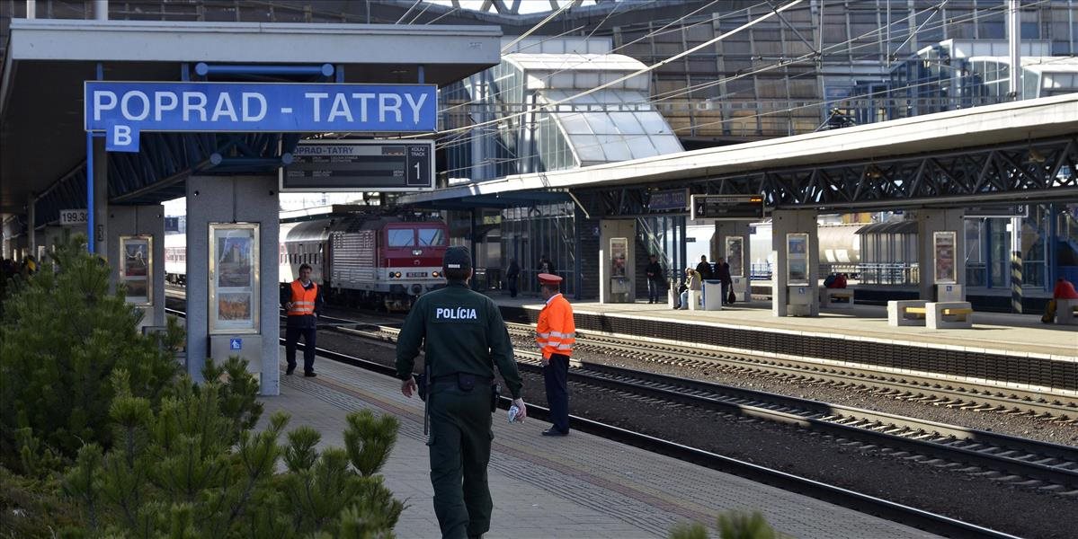Vo vlaku na popradskej stanici bombu nenašli, zásah polície obmedzil premávku