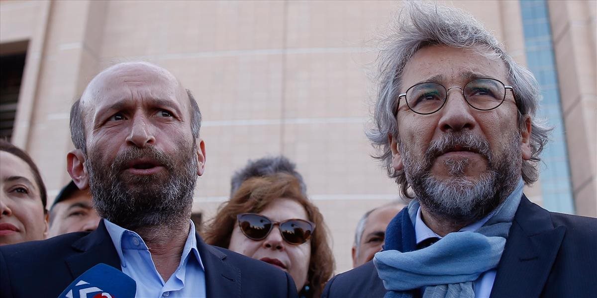 Proces s dvoma novinármi v Turecku pokračoval za zatvorenými dverami