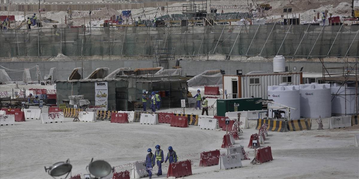 V Katare vypukol požiar v rozostavanom nákupnom centre