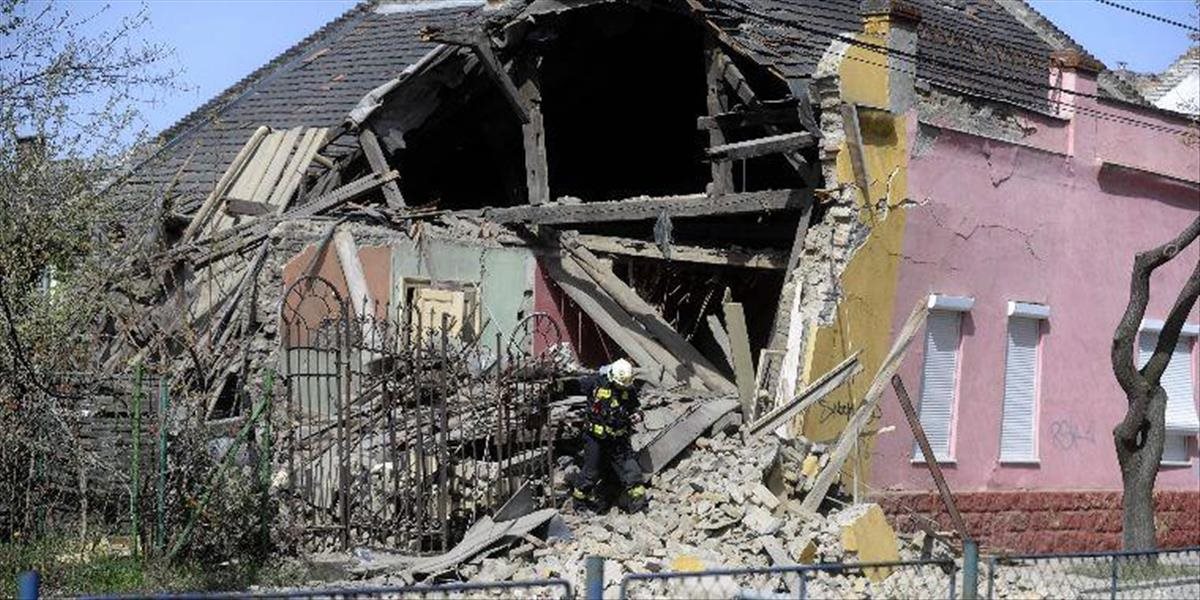 Na budapeštianskom predmestí sa po výbuchu zrútila časť rodinného domu, pod troskami našli mŕtvu ženu