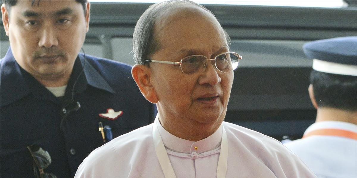 Bývalý mjanmarský prezident po odchode z funkcie vstúpil do kláštora