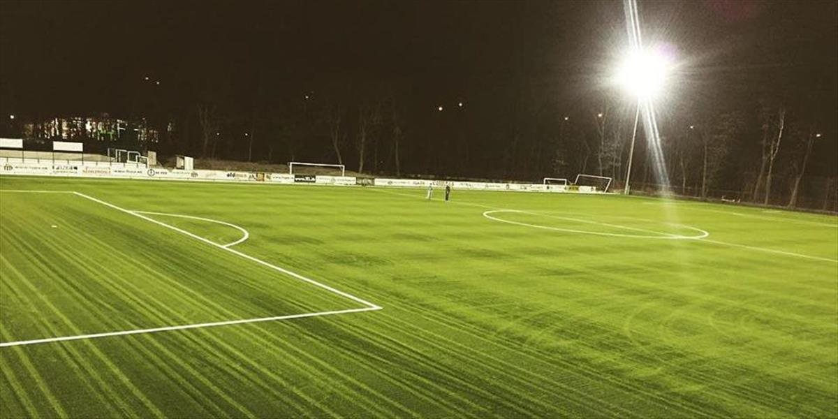 FC Petržalka akadémia s novou hracou plochou i osvetlením