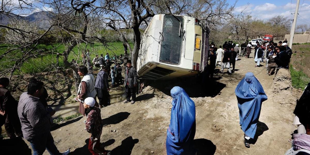 Bomba zabila v Kábule dvoch zamestnancov ministerstva školstva