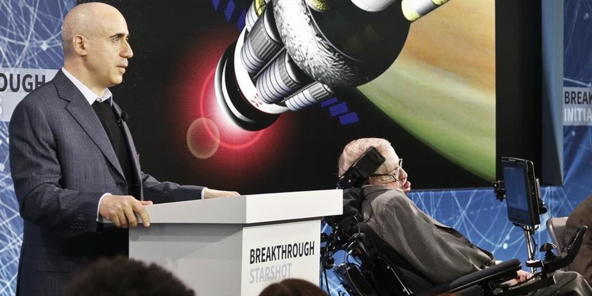 Stephen Hawking podporuje nový projekt medzihviezdnych letov