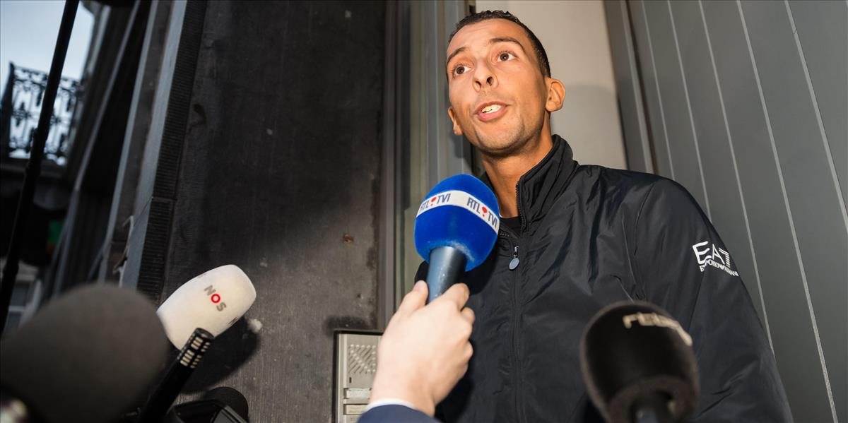 Abdeslamov brat prišiel o prácu na úrade v belgickom Molenbeeku