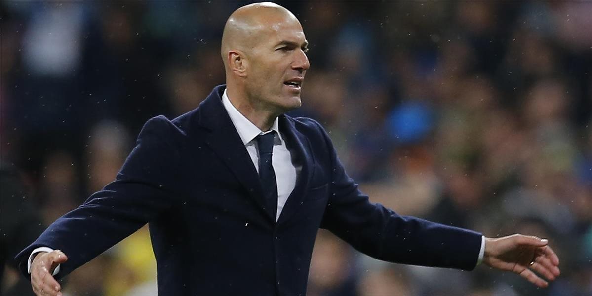 VIDEO Zidane si počas zápasu s Wolfsburgom roztrhol nohavice