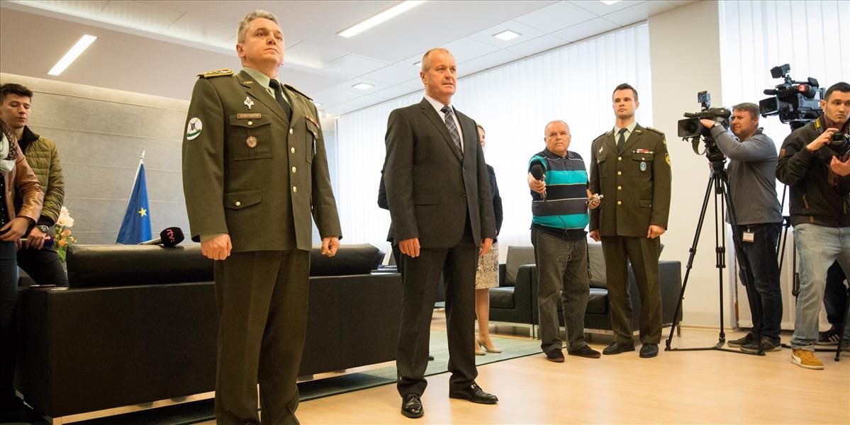 FOTO Minister obrany Gajdoš ocenil deviatich príslušníkov Vojenskej polície