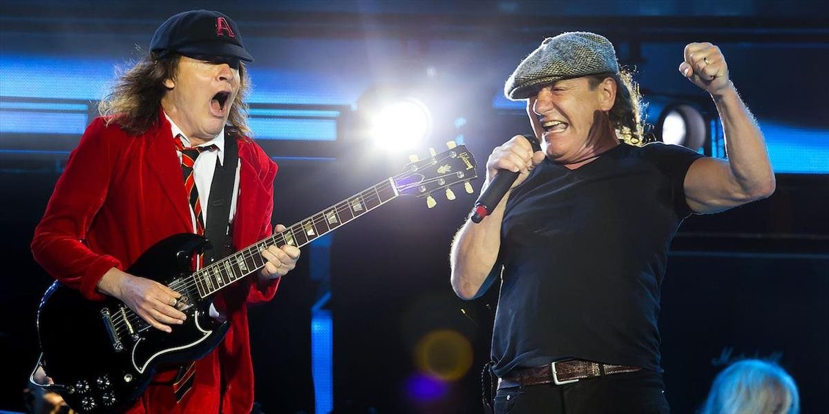 Speváka AC/DC nahradí dočasne na koncertoch známa hviezda