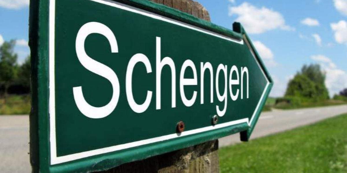 Zrušenie Schengenu by mohlo stáť EÚ 66 mld. eur