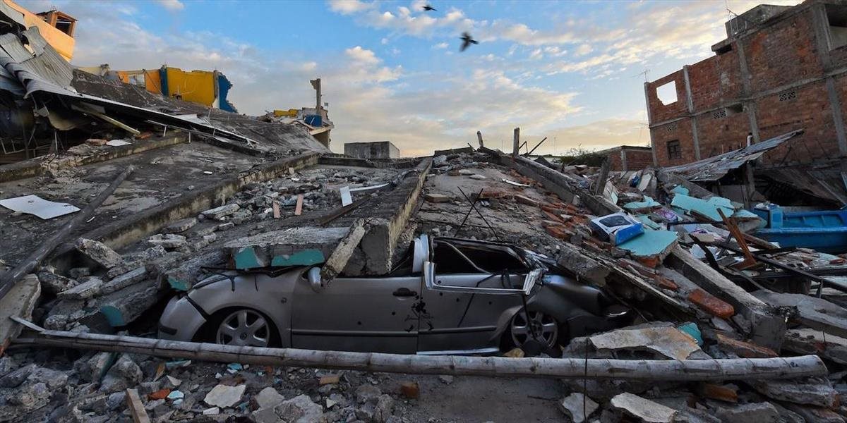 Ekvádor zvyšuje dane, aby získal prostriedky na obnovu krajiny po zemetrasení