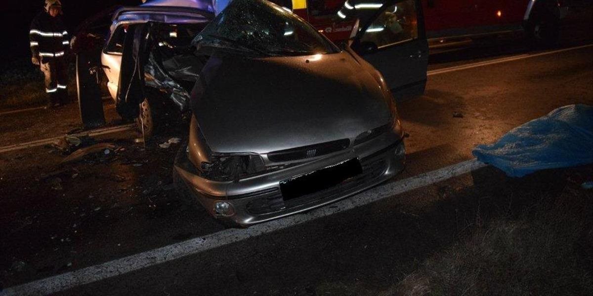Tragická nehoda pri Miňovciach: Pri havárii osobného auta zahynuli dvaja ľudia