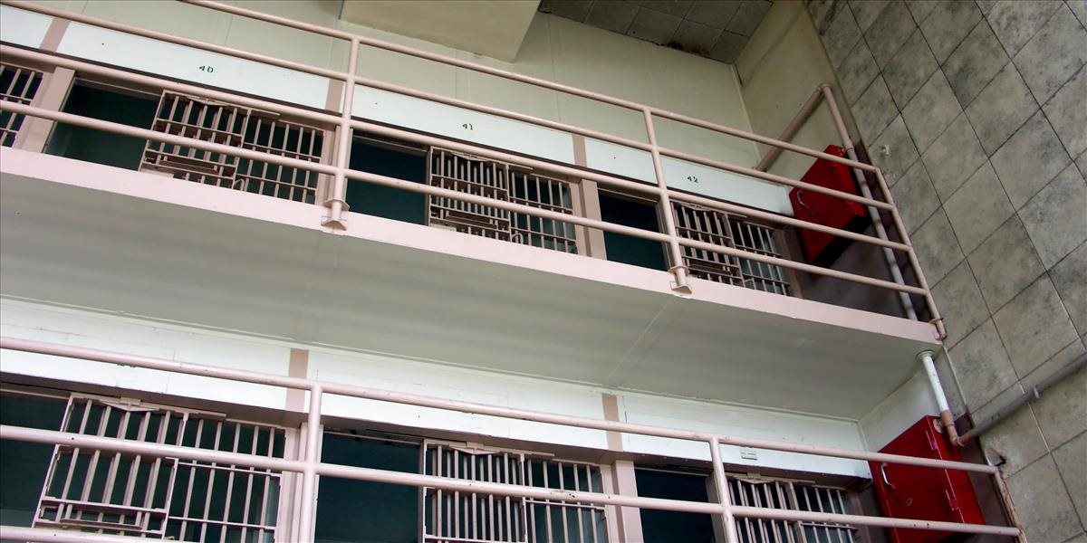 Vo väzeniach bolo 64 mužov starších ako 65 rokov